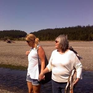 Meet your Posher, Debbie